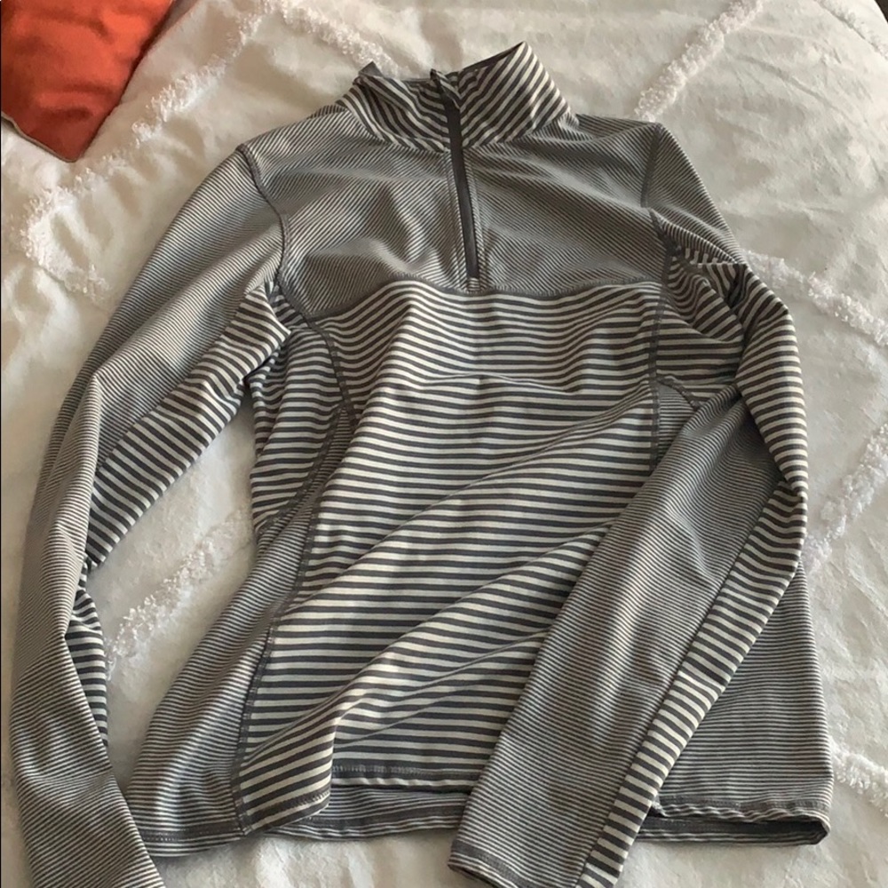 Kyodan athletic top